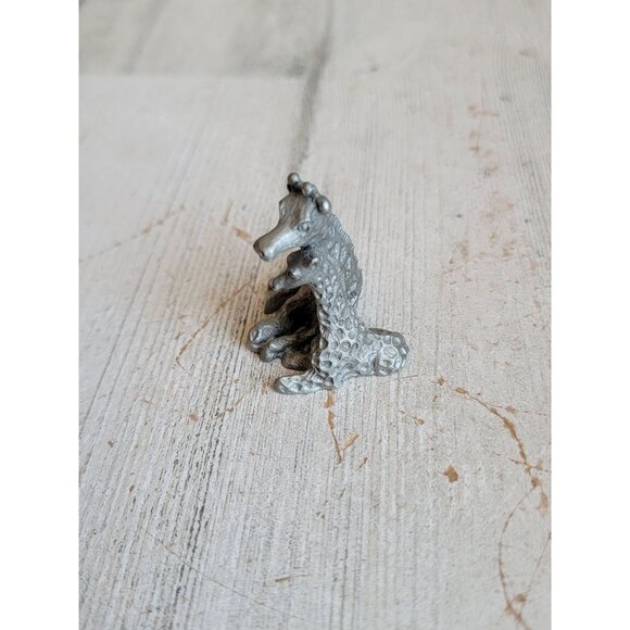 Vintage pewter giraffe mama baby miniature figure decor - Picture 5 of 6